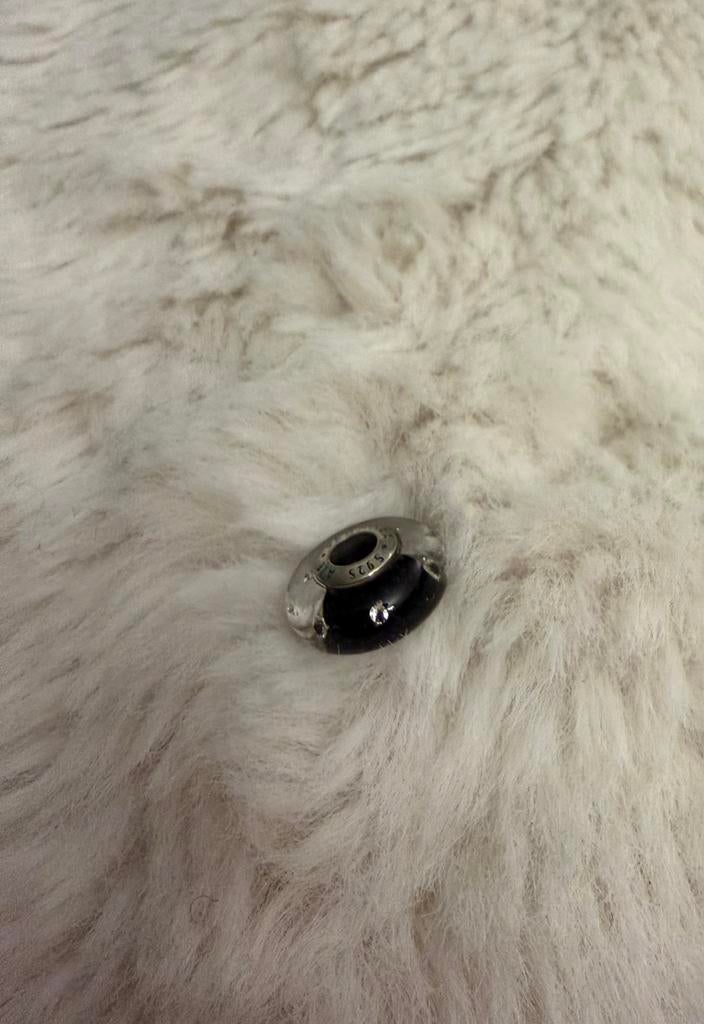 Charm Pandora en murano reflets bleus incrustation de strass, Bijoux, Sacs & Beauté, Bracelets à breloques, Enlèvement ou Envoi