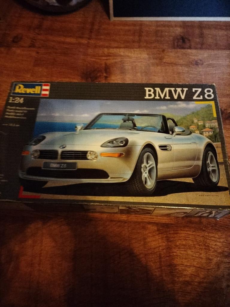 BMW Z8, Hobby & Loisirs créatifs, Enlèvement ou Envoi, Revell