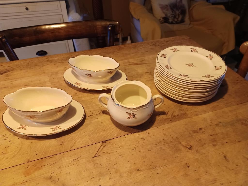 BOCH SUZON SERVIESDELEN vanaf 2.50 euro, Antiquités & Art, Enlèvement ou Envoi