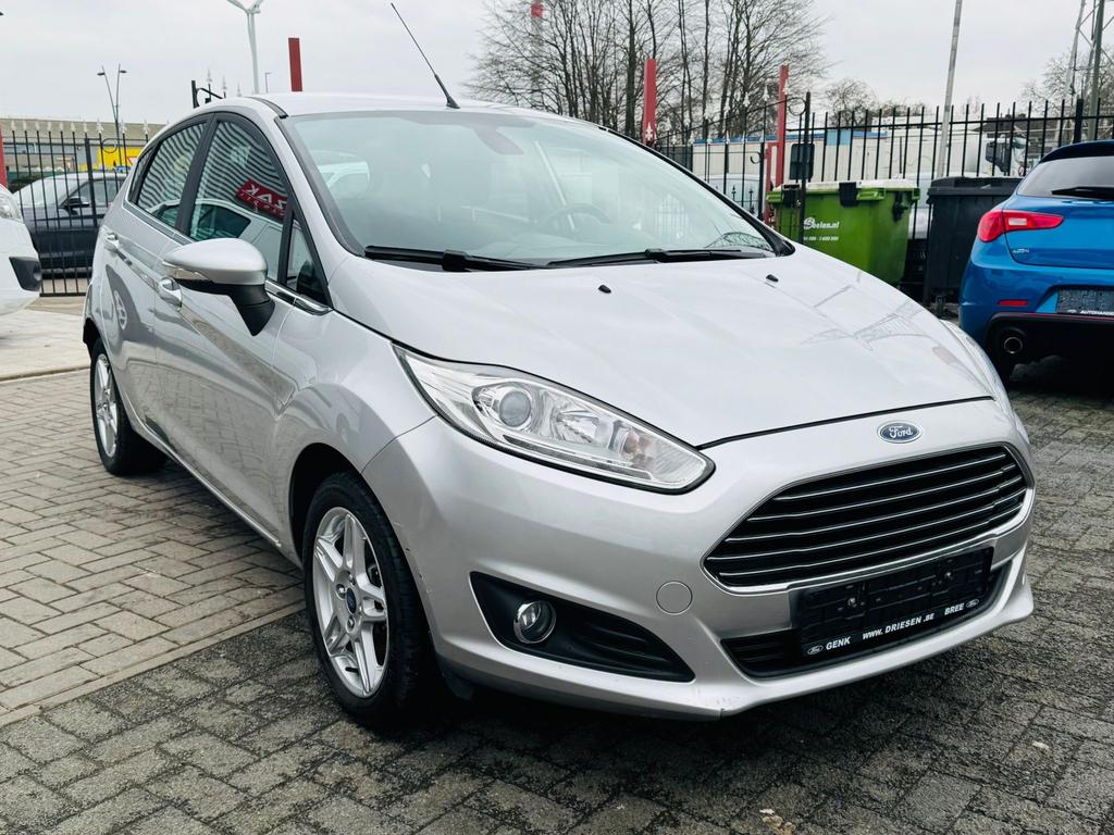 Ford Fiesta Titanium 1.0 Facelift motorschade !!!!!!!, Auto's, Bedrijf, Te koop, Benzine