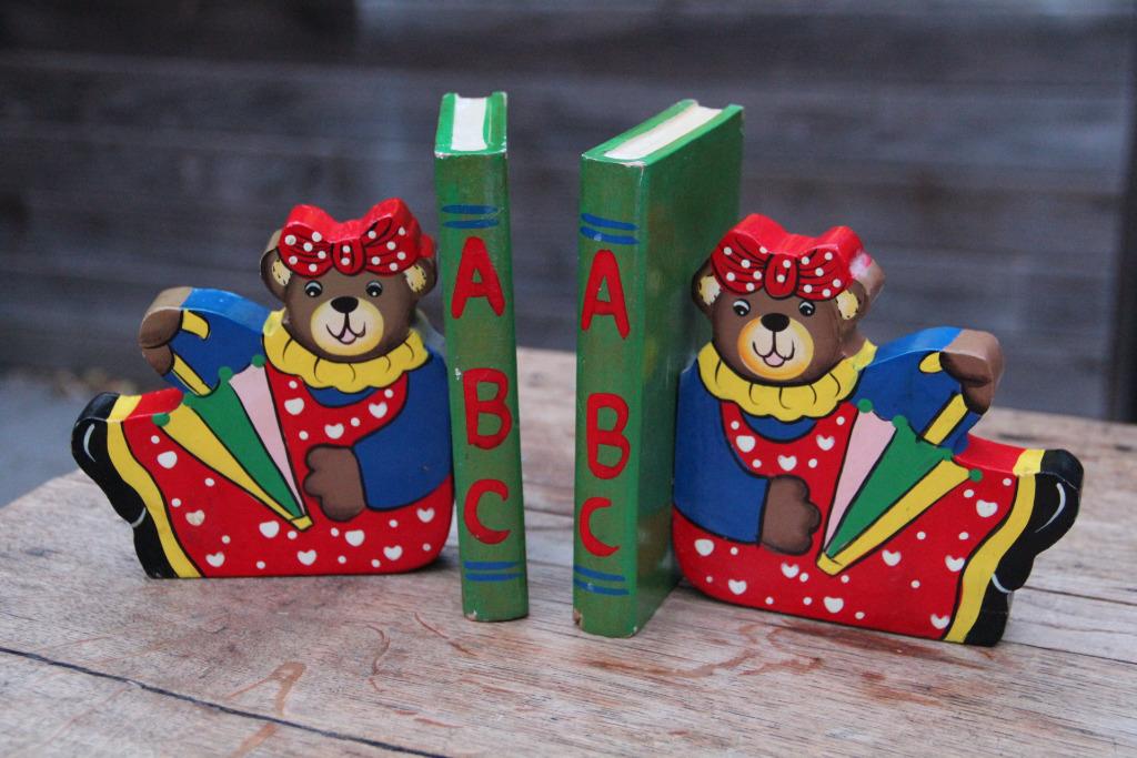 Serre-livres d'enfant anciens en bois coloré, Enlèvement ou Envoi