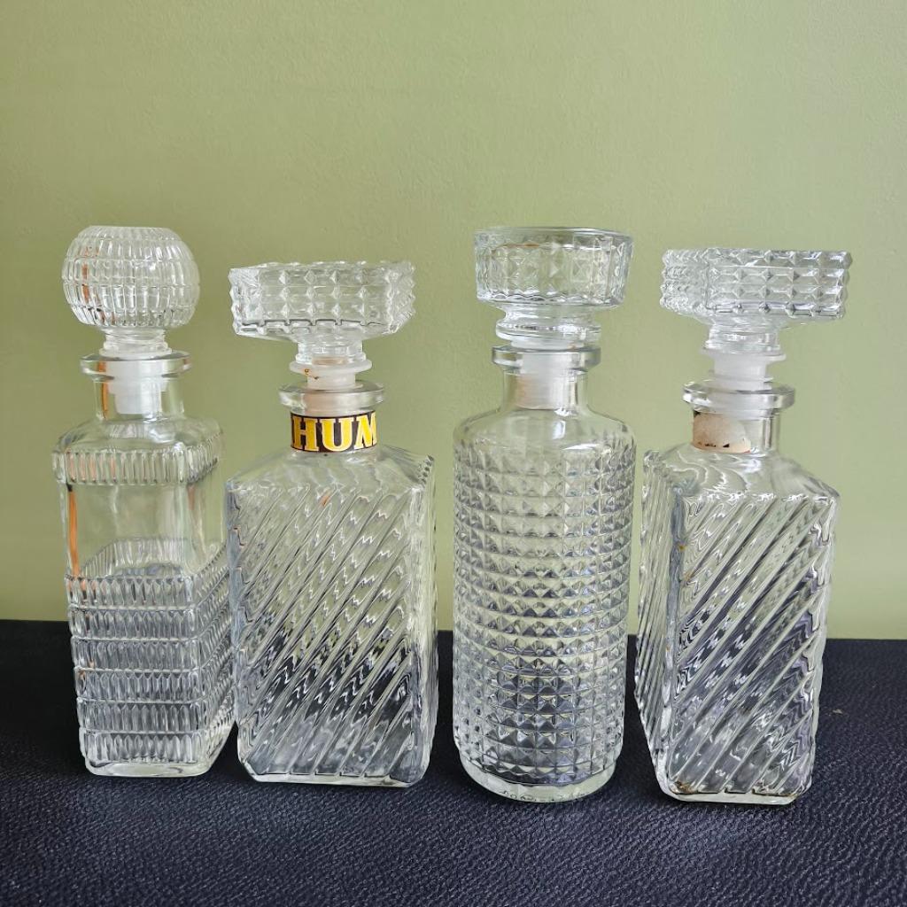 4 carafes vintage en verre, Enlèvement ou Envoi
