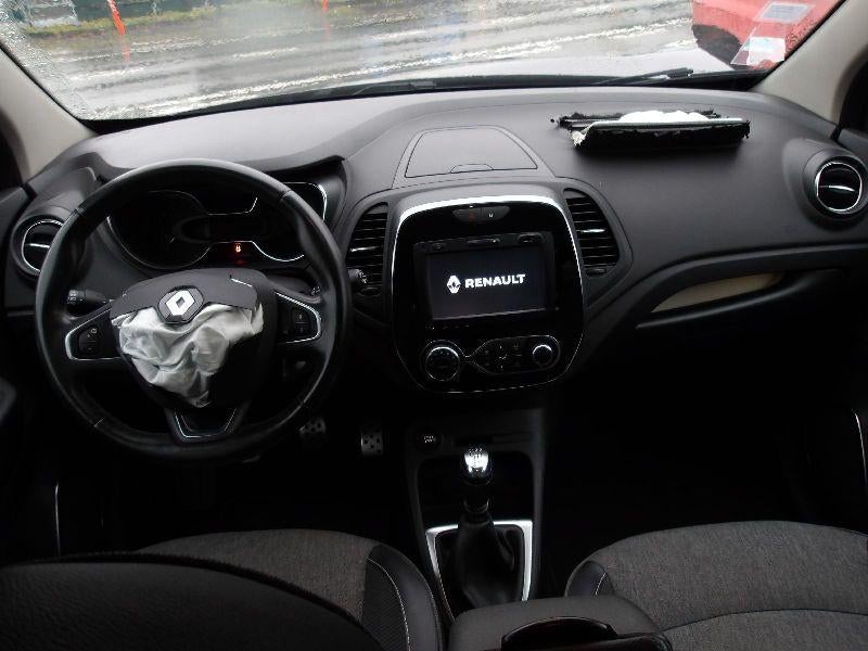 RENAULT CAPTUR  BENZINE 05-17, Cruise Control, Bedrijf, Handgeschakeld, Zilver of Grijs