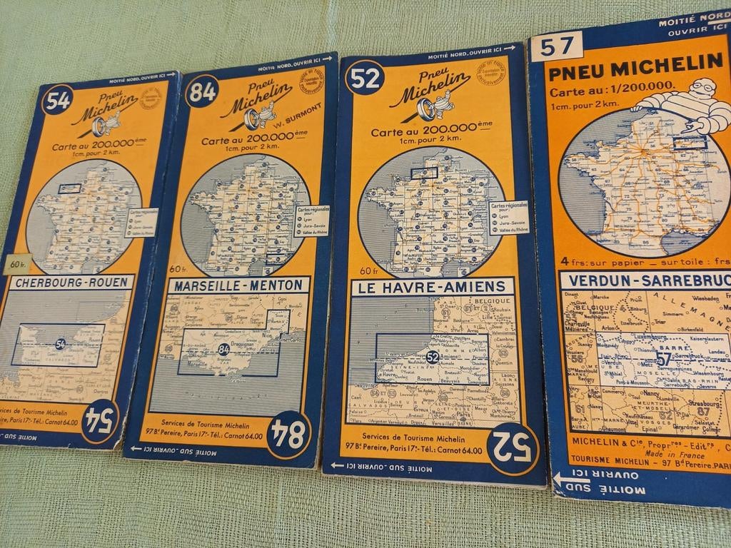 Vier Michelin wegenkaarten Frankrijk midden 20ste eeuw., Ophalen