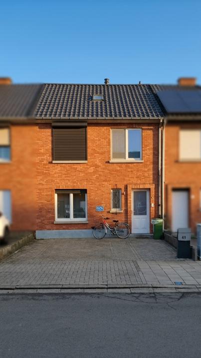 Knap gerenoveerde, instapklare woning met 3 slaapkamers, Immo, 200 tot 500 m², 213 kWh/m²/jaar, 3 kamers, Verkoop zonder makelaar