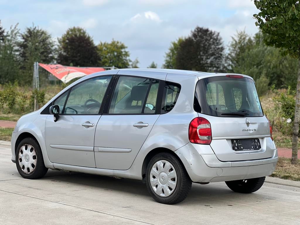 Renault Modus 1,4 benzine met 183dkm, Autos, Renault, Argent ou Gris, Achat, Boîte manuelle, Noir