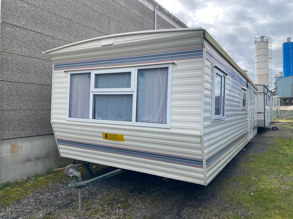 Stacaravan ideal met dubbel glas