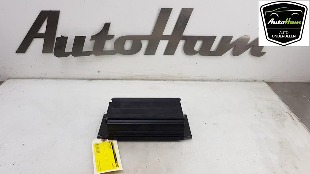 AUDIO VERSTERKER Audi TT (8N3) (|8N8035223|), Auto-onderdelen, Overige Auto-onderdelen, Audi, Gebruikt