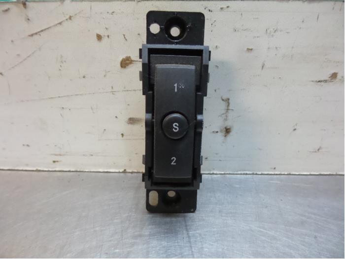 Stoelverstellings Schakelaar van een Chrysler 300 C, Gebruikt, -, Ophalen of Verzenden, -