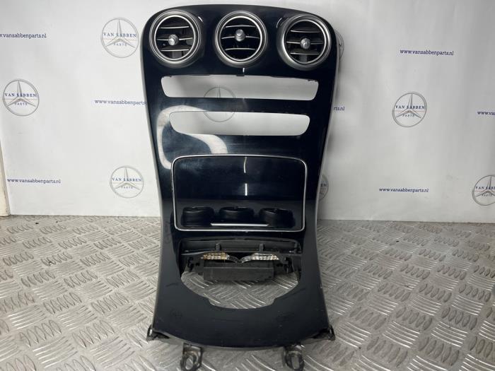 Console centrale d'un Mercedes C-Klasse, Autos : Pièces & Accessoires, -, 3 mois de garantie, Utilisé, -
