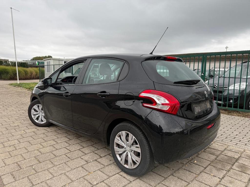 Peugeot 208 1.2 Benzine | 5 deurs | 1 JAAR GARANTIE, Achat, Entreprise, 5 portes, 5 places