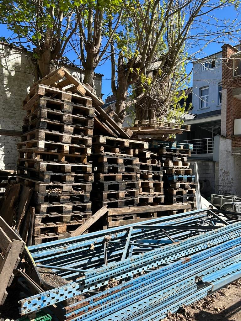 Palettes A DONNER, Bricolage & Construction, Enlèvement, Comme neuf