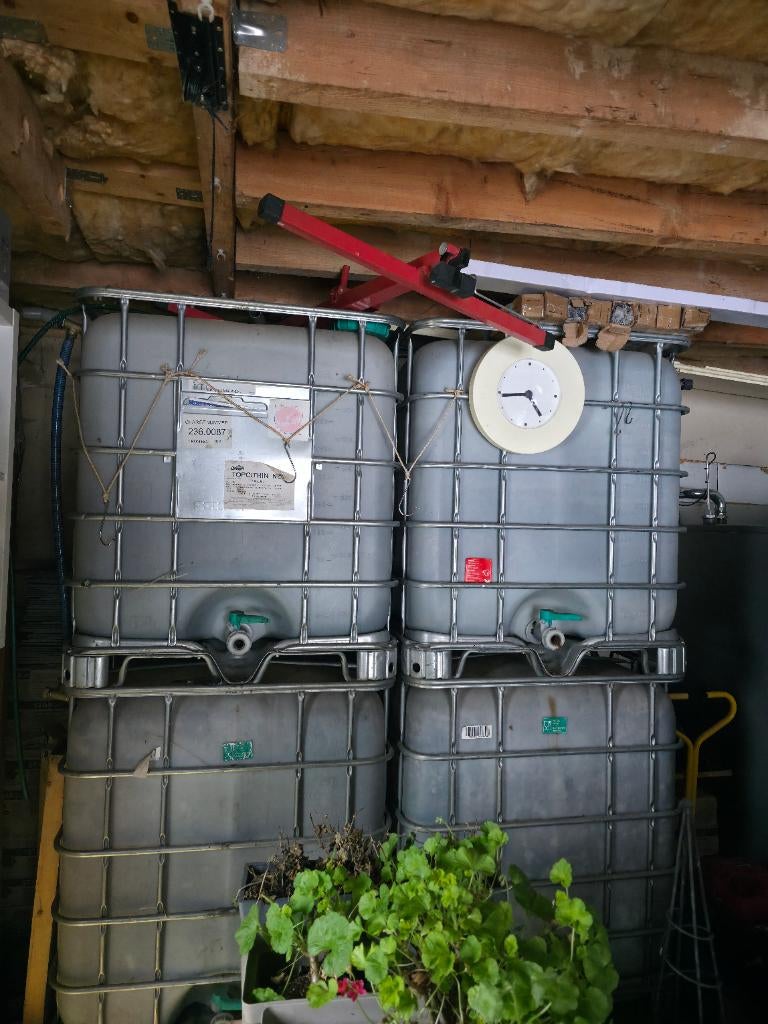 Cuve eau 1000 litres, 150 litres ou plus, Enlèvement, Utilisé, Autres matériaux