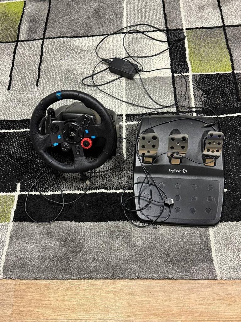 Logitech G29 Racing Stuur + Pedalen – Zeer Goede Staat, Games en Spelcomputers, Ophalen of Verzenden