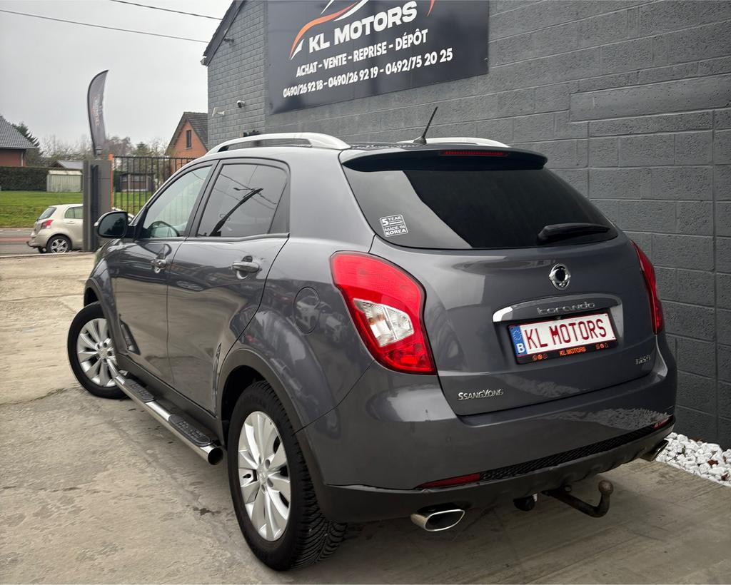 SsanYong Korando 2.2d 80 000Km Carpass 2017 Euro 6B, Autos, SsangYong, Argent ou Gris, Achat, Entreprise, Noir