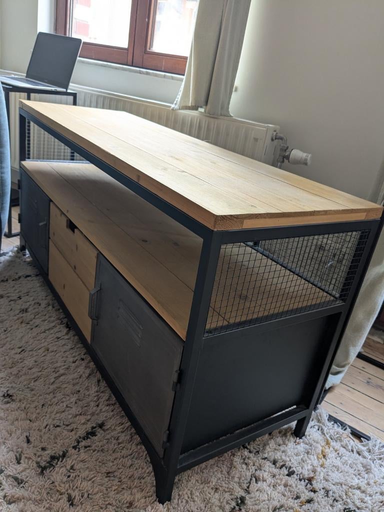 Tv-meubel van hout en metaal, Ophalen, Grenenhout, 100 tot 150 cm, Zo goed als nieuw