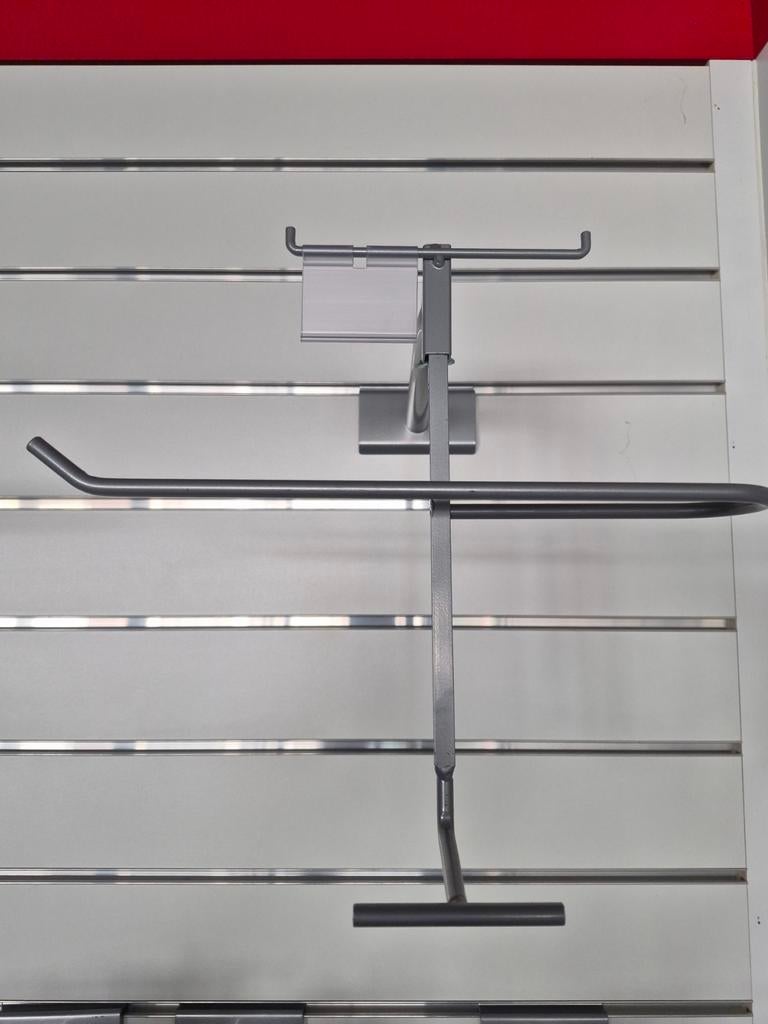 Houder voor fietstassen aan slatwall, Ophalen