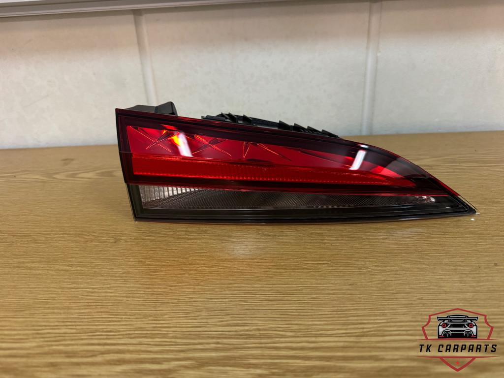 Sloda scala achterlicht links 657945093, Infoline@skoda-auto.cz, Nieuw, Tr. Vaclava Klementa 869
293 01  Mlada Boleslav, CZ, Skoda