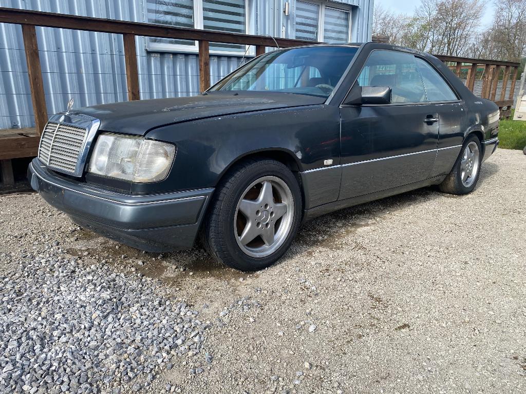 Mercedes W123 200 benzine 1991 217km coupé full airco, Auto's, Particulier, Coupé, Te koop, Benzine