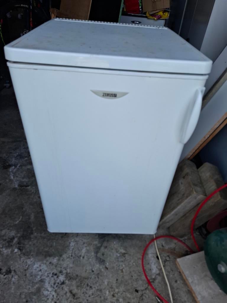 Frigo zanussi TT150-4S, Avec compartiment congélateur, 85 à 120 cm, Enlèvement, Utilisé