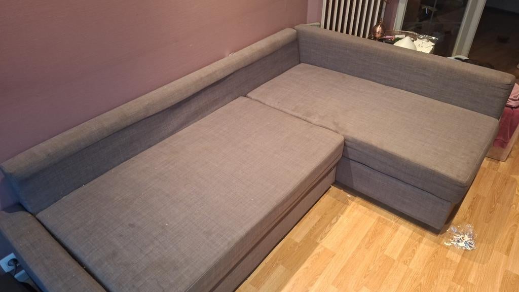 Canapé  lit à donner, Maison & Meubles, Canapés | Coins salons complets, Enlèvement