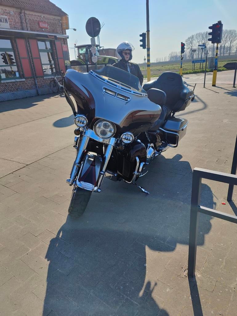 Harley CVO à vendre, Contacts & Messages, Appels Sport, Hobby & Loisirs