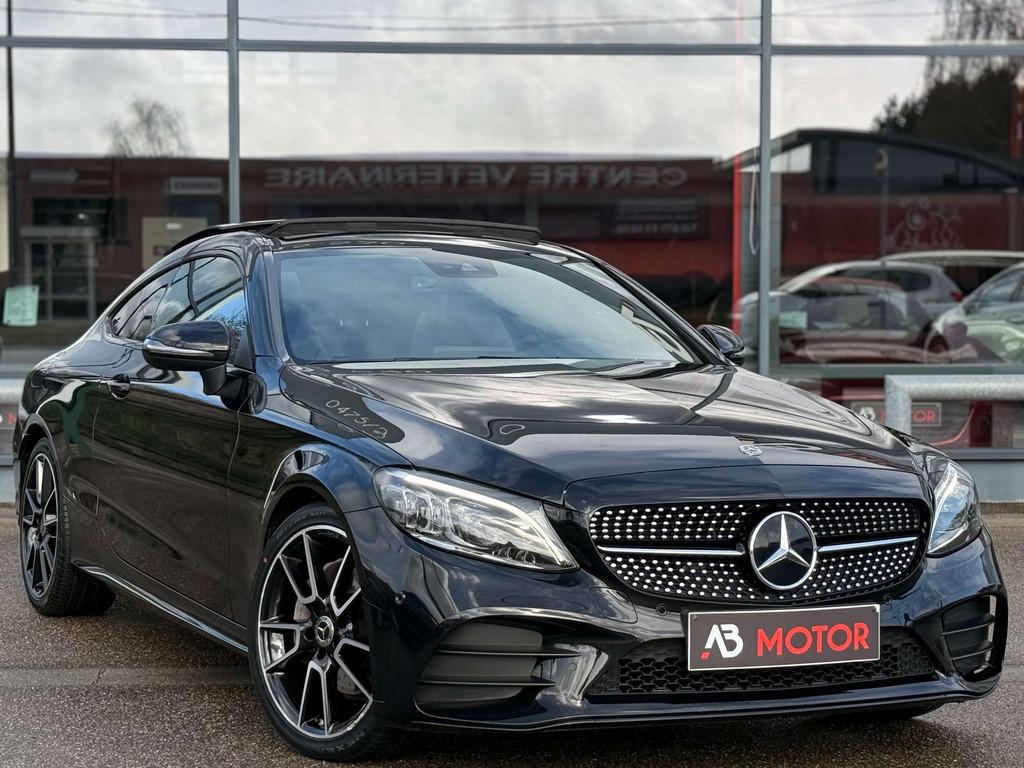 Mercedes-Benz C-Klasse 180 Coupe PACK AMG PANO CAM JA19 CARP, Auto's, Automaat, 4 zetels, Gebruikt, 4 cilinders