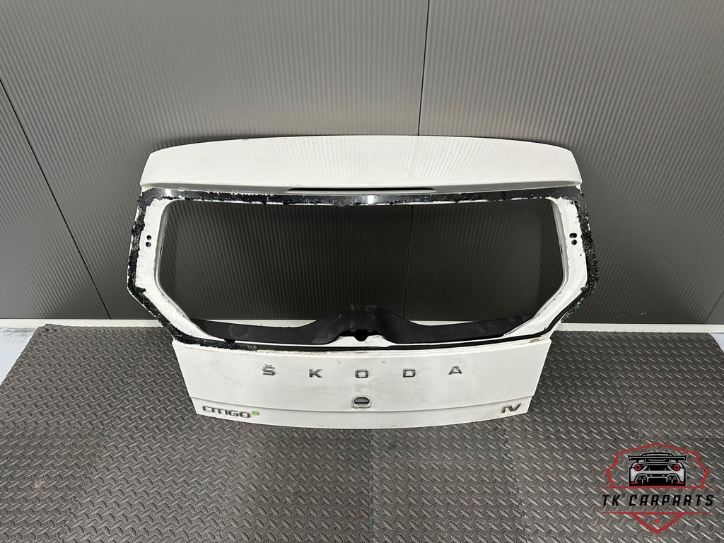 Skoda Citigo Hayon/couvercle de coffre 2011/2019, Infoline@skoda-auto.cz, Arrière, Tr. Vaclava Klementa 869
293 01  Mlada Boleslav, CZ