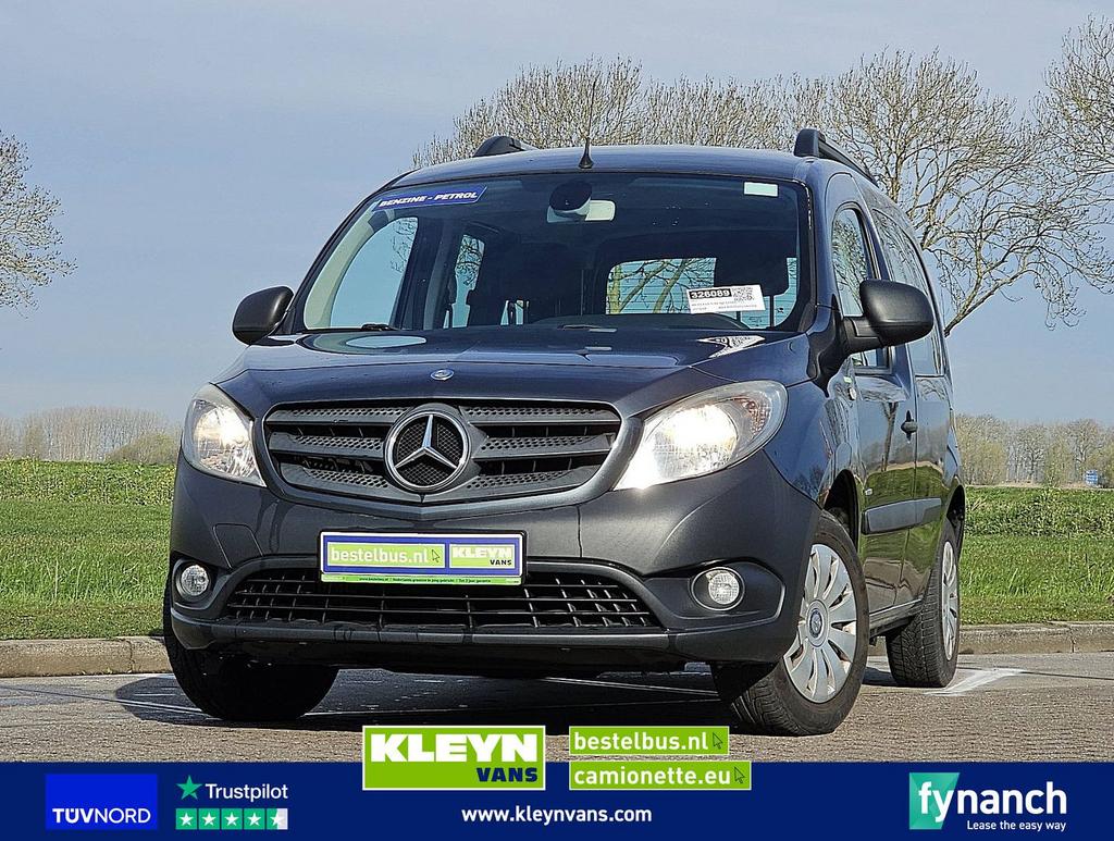 Mercedes-Benz CITAN 112 Benzine Euro6 Tourer, Mercedes-Benz, Handgeschakeld, Zilver of Grijs, Airconditioning