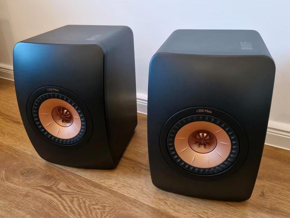 KEF LS50 Meta Carbon Black (paire), TV, Hi-fi & Vidéo, Neuf, Autres marques, Enlèvement ou Envoi, Haut-parleurs Frontaux, Arrière ou Stéréo