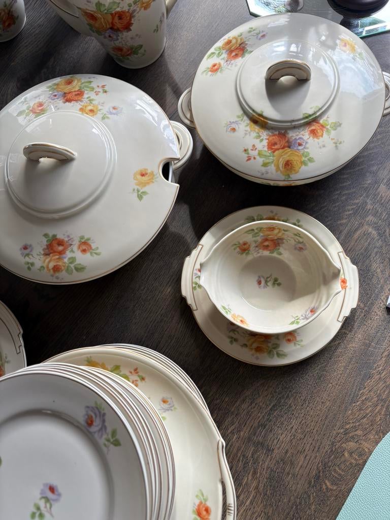 Vintage Cerabel porseleinen compleet servies met bloemmotief, Antiek en Kunst, Antiek | Servies compleet, Ophalen of Verzenden