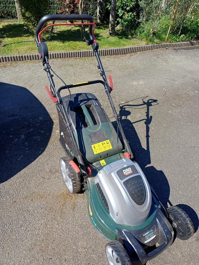 grasmaaier, Jardin & Terrasse, Tondeuses à gazon, Tondeuse rotative, Comme neuf, 40 à 49 cm, Enlèvement