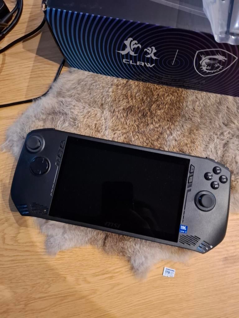 MSI Claw A1 Ultra 5 met 1tb sd kaart, Enlèvement, MSI