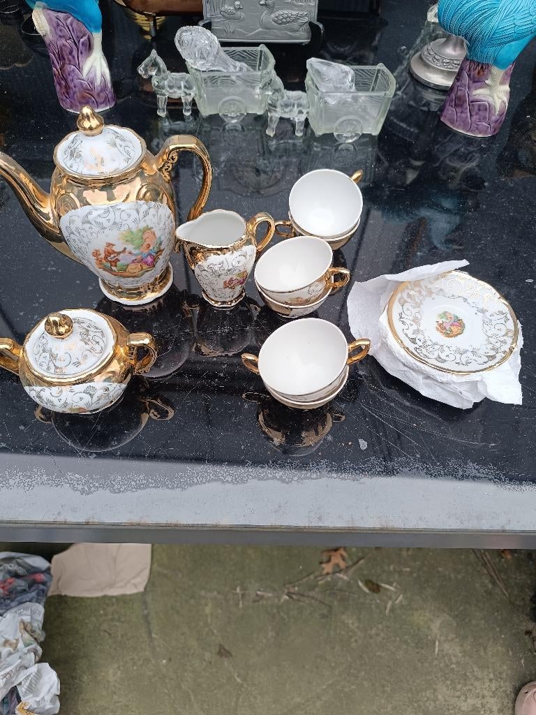 Bavaria 6 deelig thee servies, Enlèvement