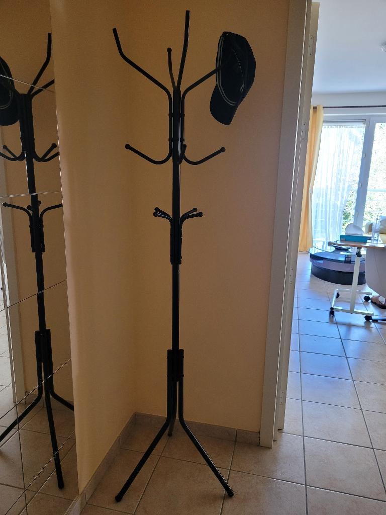 Porté manteur alu noir, Neuf, Métal, Portemanteau sur pied, 150 à 200 cm