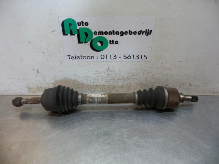 Arbre de transmission avant gauche d'un Peugeot 206, -, 3 mois de garantie, Utilisé, -