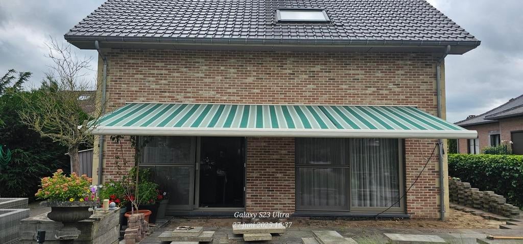 Te koop zonnescherm met breedte van 7 meter., Tuin en Terras, Ophalen, Gebruikt