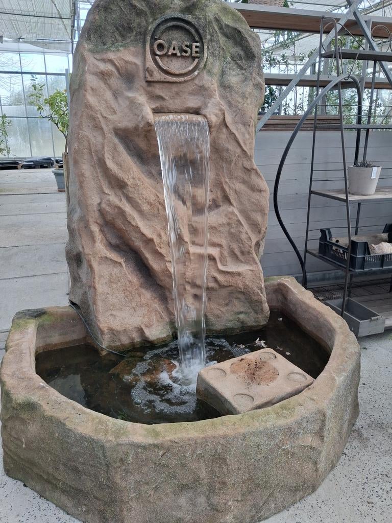 Cascade en polyester look rock, Jardin & Terrasse, Enlèvement, Fontaine