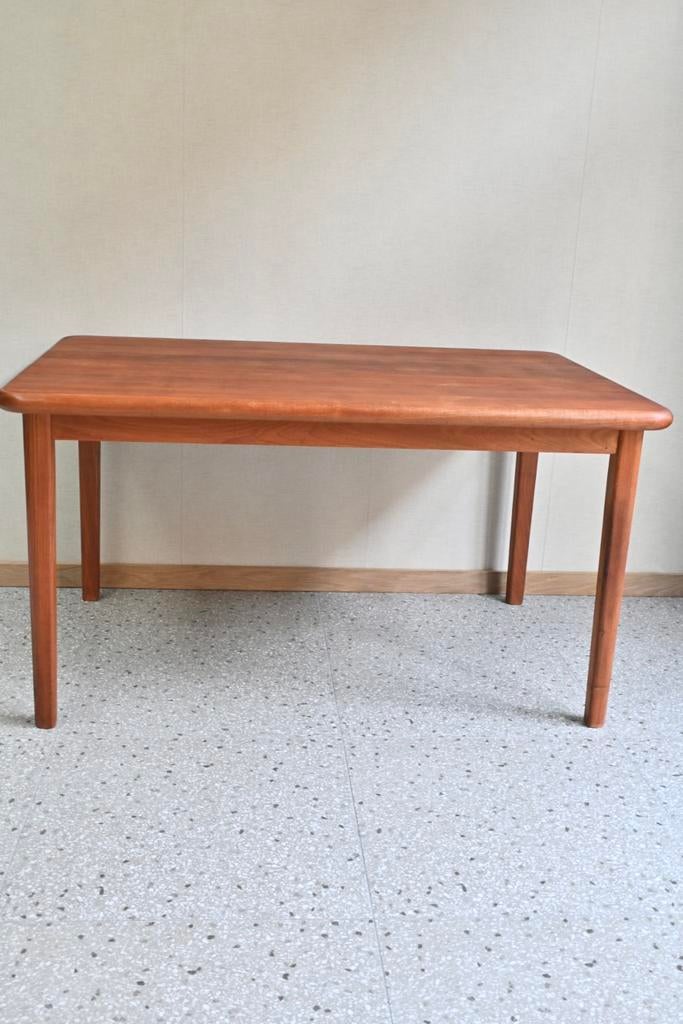 Eettafel Deens Desin Korup Stolefabrik Massief Teak, Huis en Inrichting, Ophalen, Zo goed als nieuw