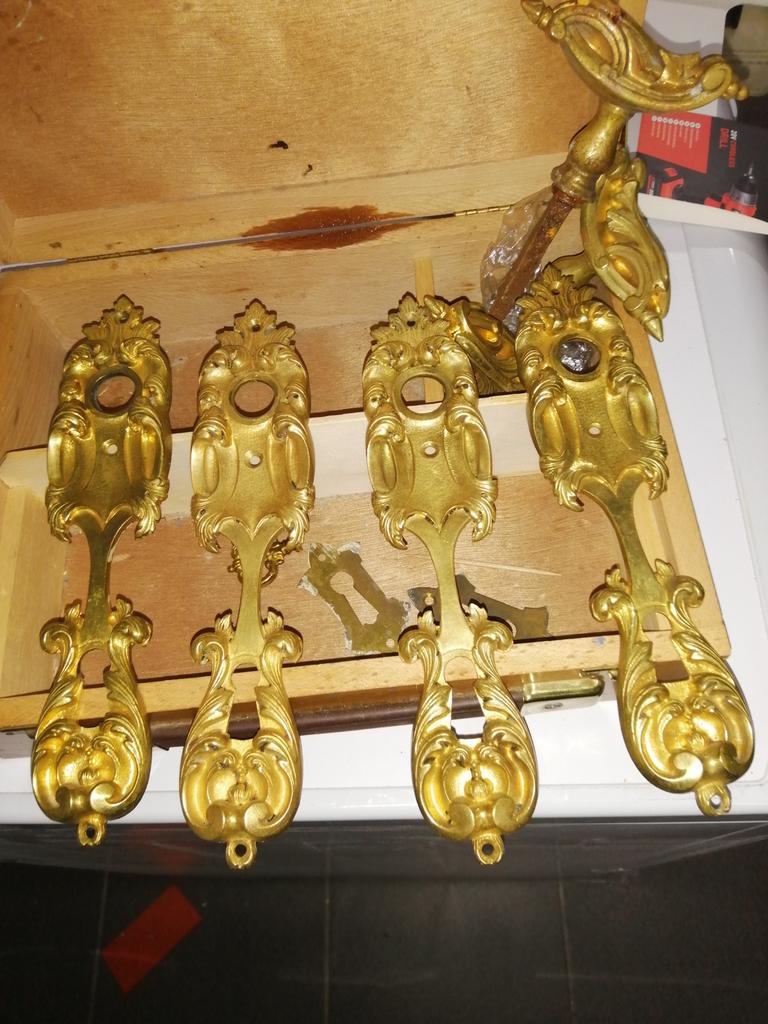 Quincaillerie de porte en laiton plein, Antiquités & Art, Enlèvement