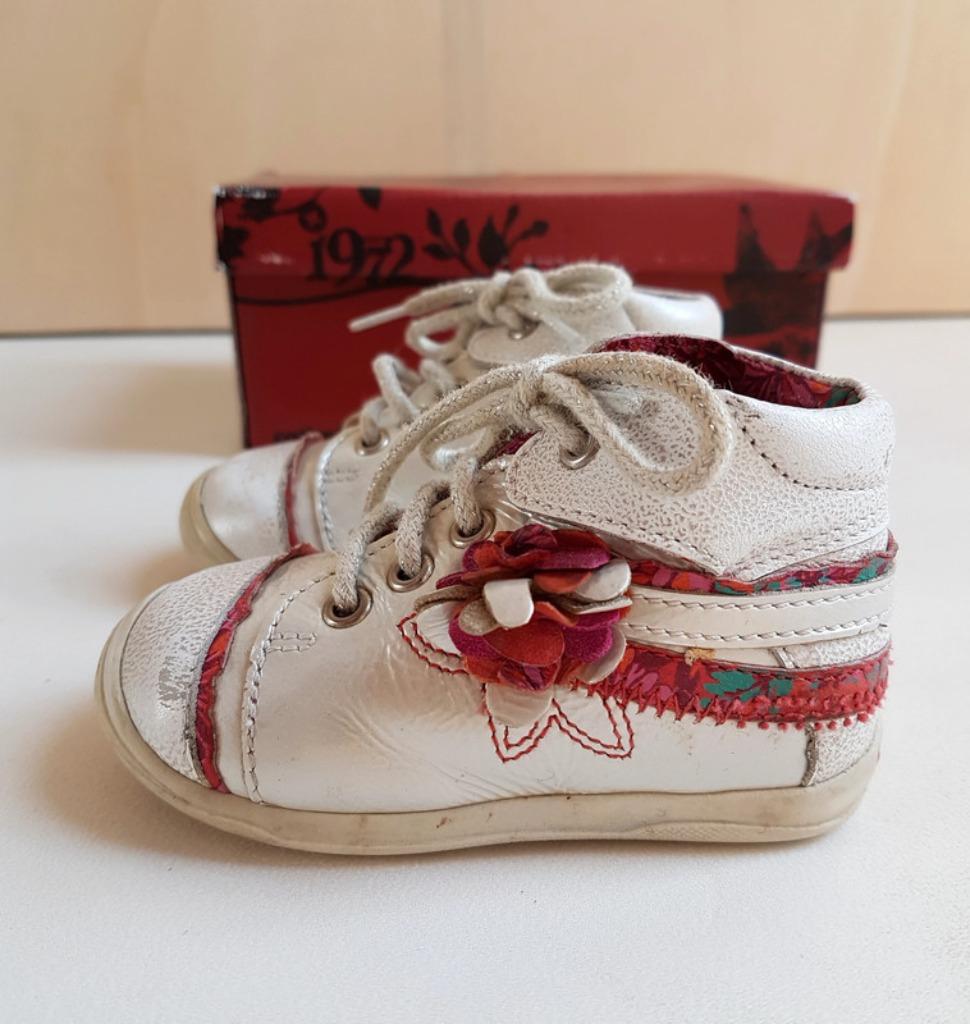 CATIMINI - Bottines blanc irisé, fleur - P.19, Catimini, Enlèvement ou Envoi, Utilisé, Chaussures