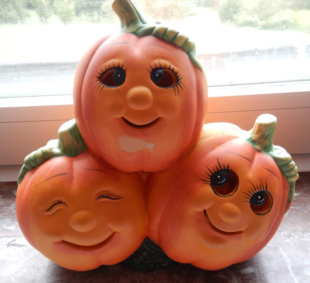 HALLOWEEN, Pompoentrio voor kaars (en)., Verzamelen, Beelden en Beeldjes, Ophalen of Verzenden