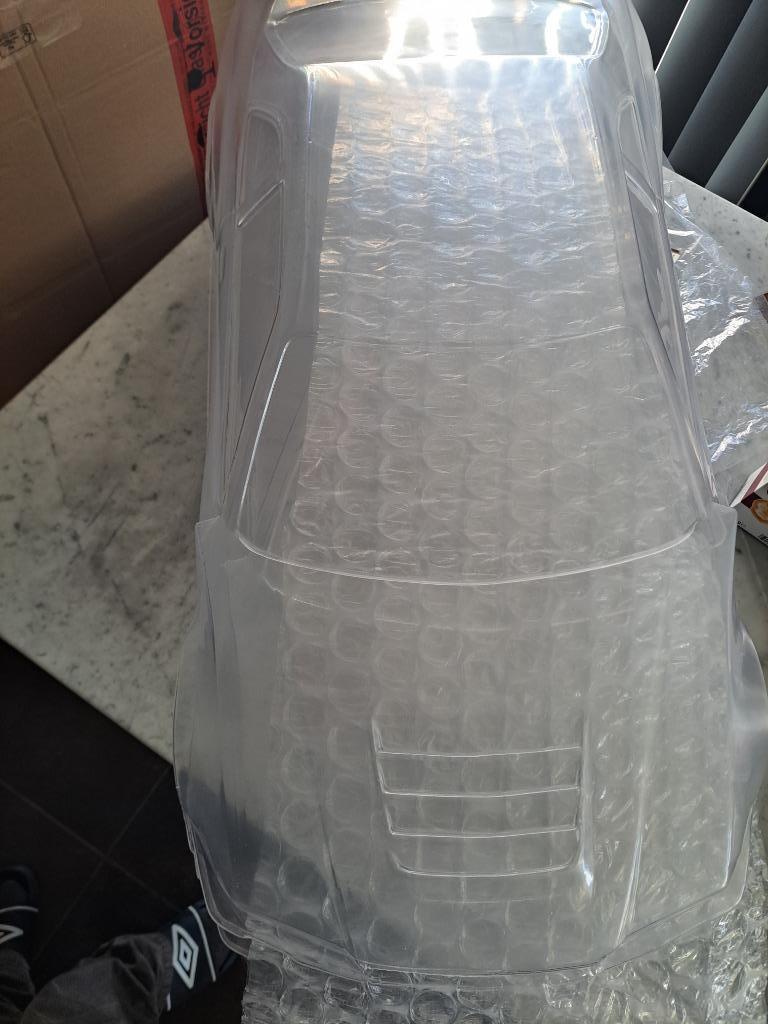 FG sportsline onroad nissan skyline R34 body 530mm, Neuf, Autres échelles, Enlèvement ou Envoi, Voiture on road