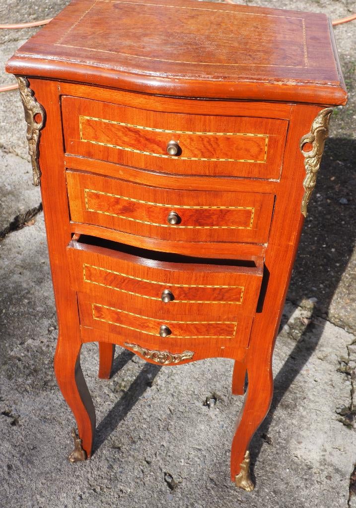 Petite commode style Louis XVI, Antiquités & Art, Enlèvement