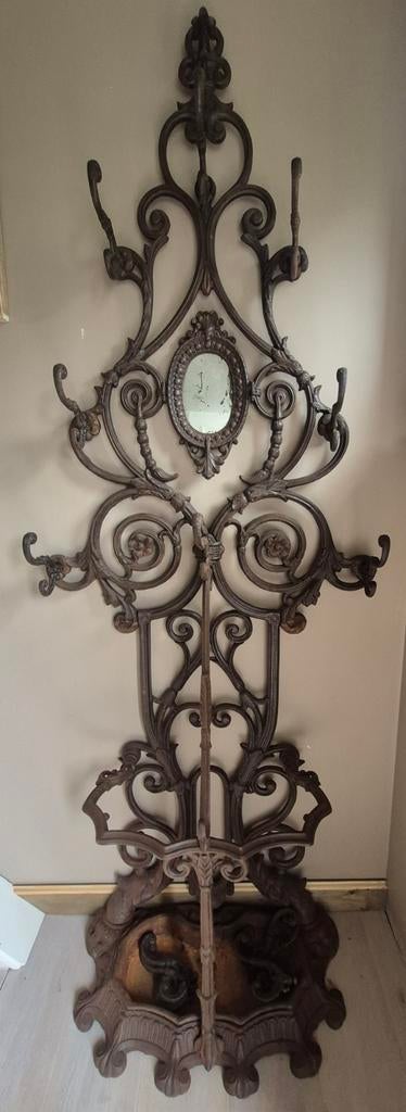 Antieke gietijzeren kapstok gestempeld, Antiek en Kunst, Ophalen