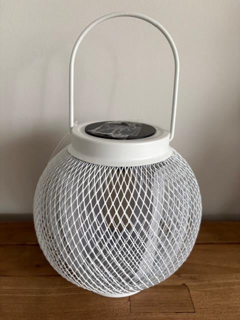 Nouvelle lampe solaire, Neuf, Enlèvement ou Envoi, Énergie solaire, Fer