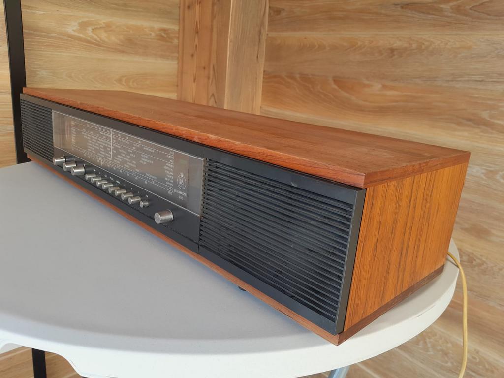 Bang & Olufsen, Enlèvement