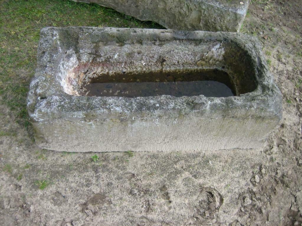 oude arduinen bloembak voederbak trog, Ophalen, Gebruikt