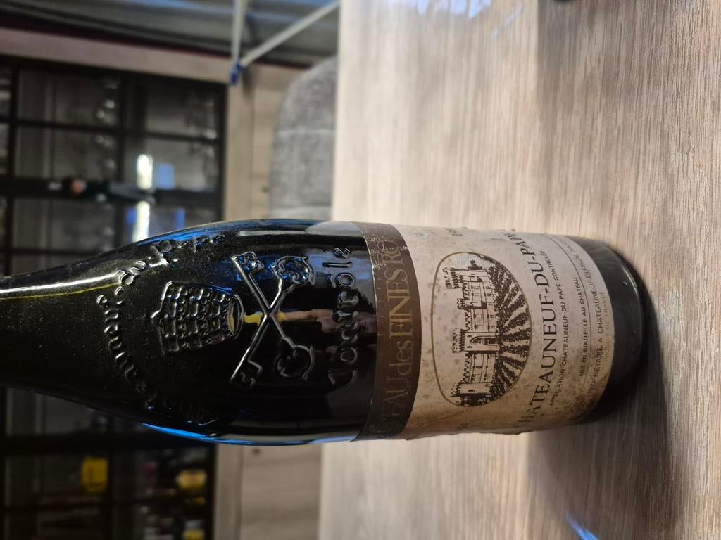 Rode wijn chateau neus du pape 1984, Ophalen, Zo goed als nieuw