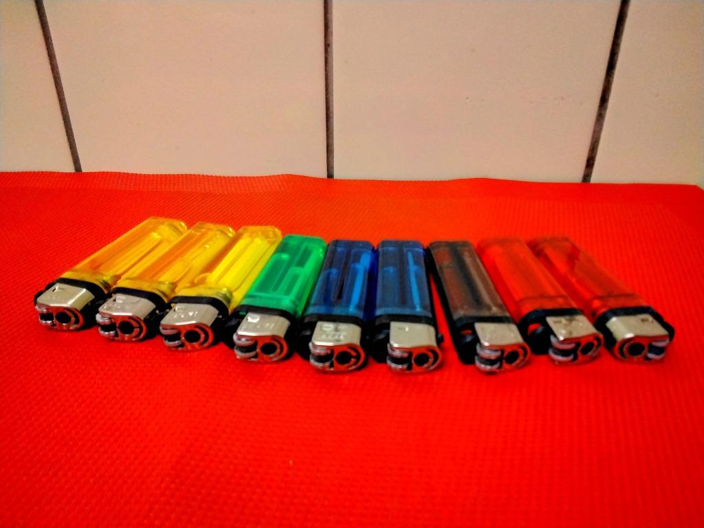 LOT DE 9 BRIQUETS NEUFS, Enlèvement, Neuf, Briquet